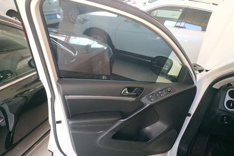 Used Volkswagen Tiguan 2013 1.8TSI Automatic Two-Wheel Drive Luxury Model
