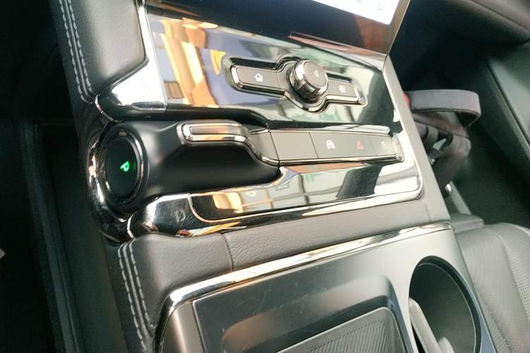 Used Nio ES8 2020 450 km Range 6-Seater Version
