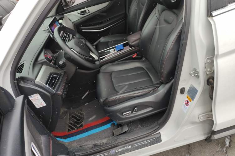 Used Changan CS75 2020 280T DCT Luxury Version China VI Standard
