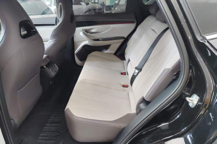 Used BYD Song PLUS New Energy 2025 EV Intelligent Driving Version 520km Premium Model
