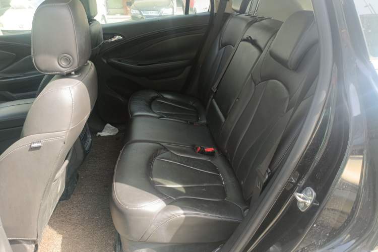 Used Buick Envision 2018 20T Two-Wheel-Drive Elite Model