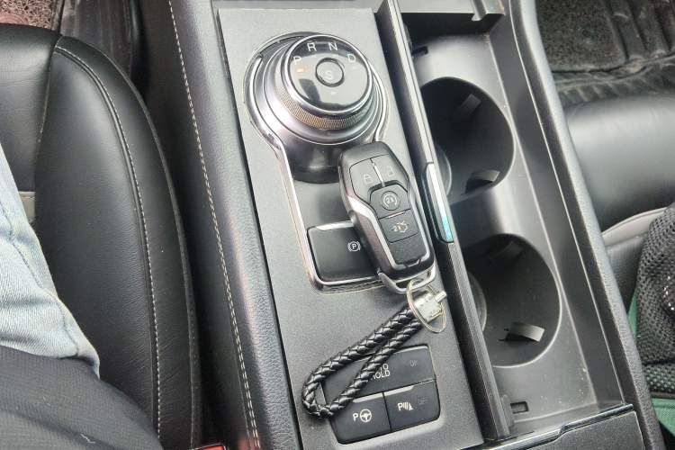 Used Ford Taurus 2015 EcoBoost 245 Ultimate Model