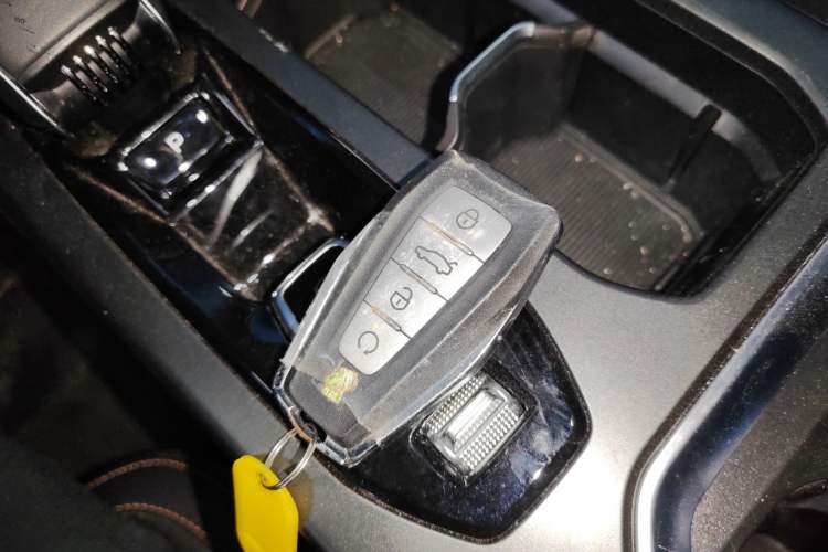 Used Geely Auto Haoyue L 2025 2.0T DCT Luxury Edition