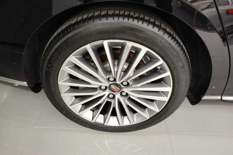 Used Hongqi H9 2023 2.0T Smart Connect Flagship Edition
