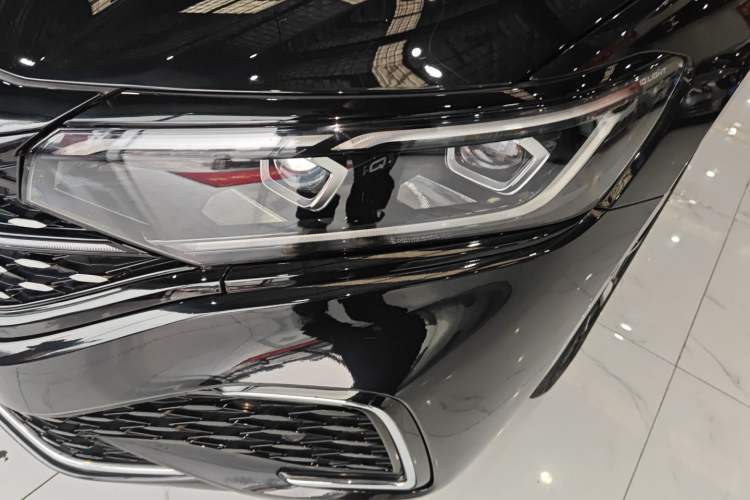 Used Volkswagen Passat 2022 330TSI Starry Luxury Edition
