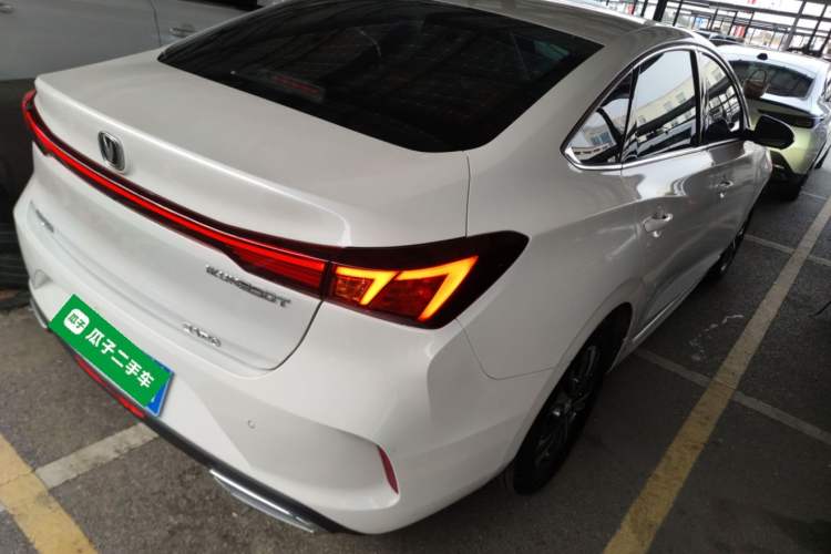 Used Changan Eado 2022 PLUS Blue Whale NE 1.4T GDI DCT Prestige Edition