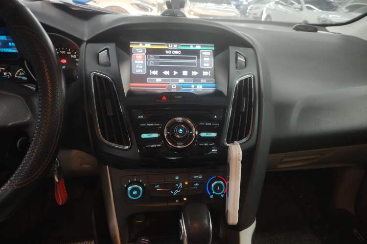 Used Ford Focus 2015 Sedan 1.6L Automatic Comfort Model