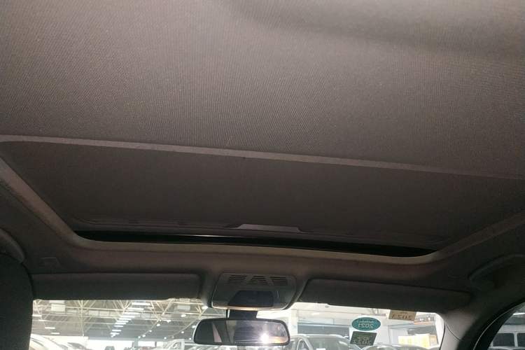 Used BMW 3 Series 2016 320Li Ambition Model
