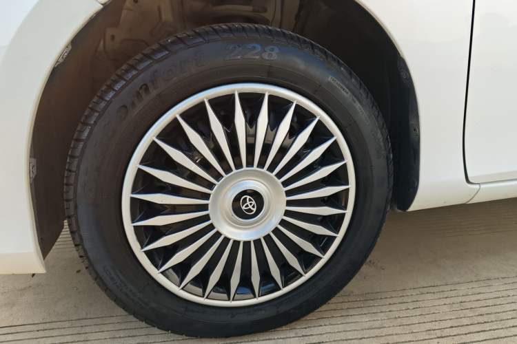 Used Toyota YARiS L Zhi Xian 2016 Revised 1.5E CVT Charming Edition