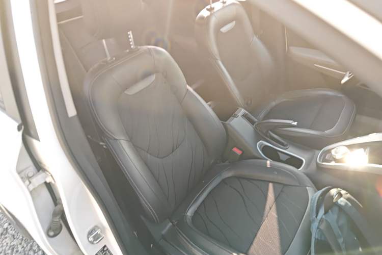 Used Baojun 510 2017 1.5L Automatic Fashion Model