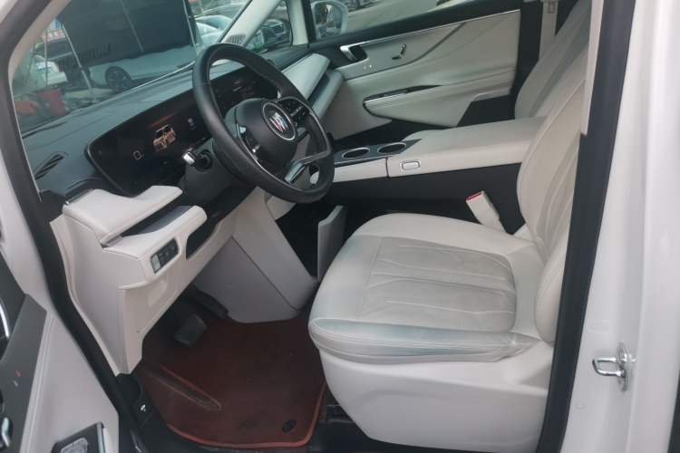 Used Buick GL8 New Energy 2024 Lu Zun Deluxe Edition 7-Seater
