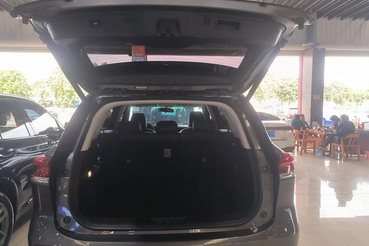 Used Oshan X7 PLUS 2022 1.5T Blue Whale Edition Automatic Geeker Flagship Model
