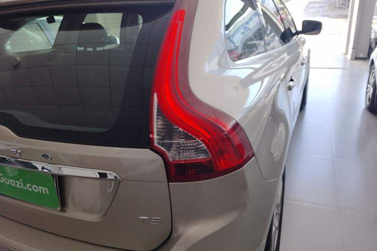 Used Volvo XC60 2017 T5 Smart Upgrade Edition
