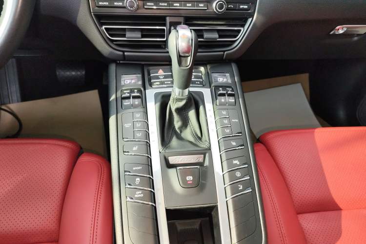 Used Porsche Macan 2021 Macan 2.0T