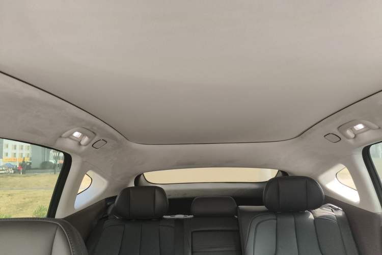 Used  HT 2023 670 Rear-Drive Ultra-High Voltage Version
