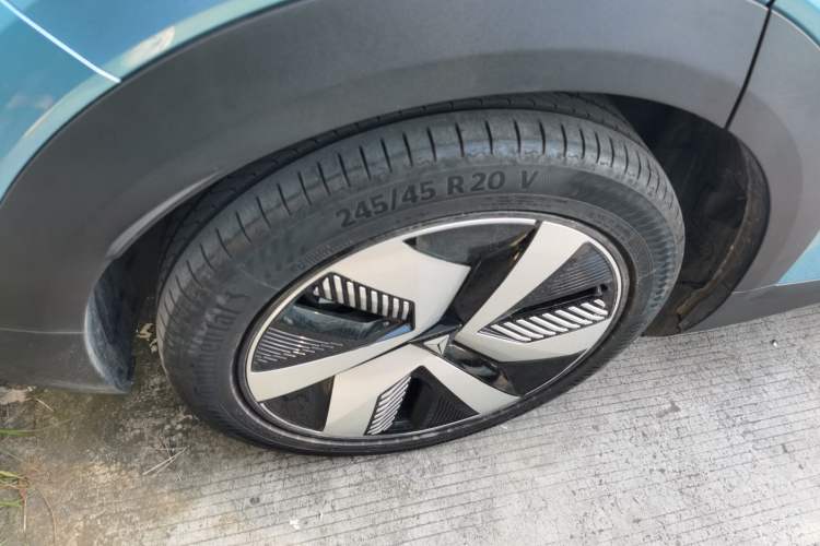 Used  S05 2024 510 Ultra Pure Electric Version
