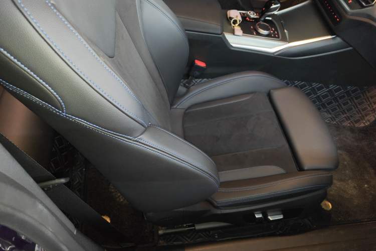 Used BMW 2 Series (Import) 2022 225i M Sport Night Edition