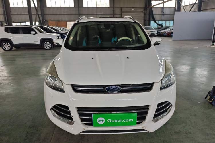 Used Ford Kuga 2013 2.0L GTDi Four-Wheel-Drive Sport Model
