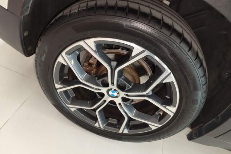 Used BMW X1 2020 sDrive25Li Leading Model
