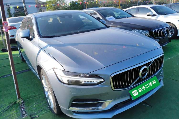 Used Volvo S90 2020 Facelift T5 Smart & Luxurious Edition
