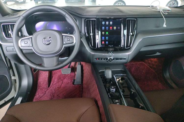 Used Volvo XC60 2024 B5 4x4 Smart Luxury Edition