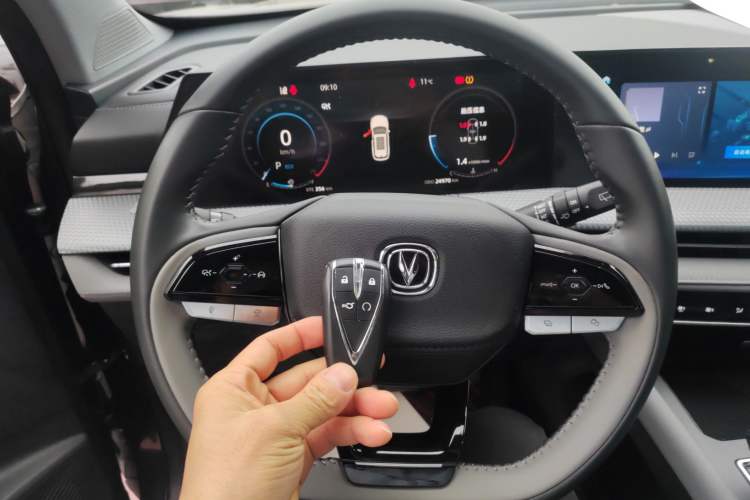 Used Changan CS75 PLUS 2022 Second-Generation 2.0T Automatic Prestige Model
