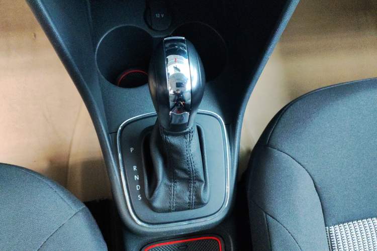 Used Volkswagen Polo 2016 1.4L Automatic Trendy Model
