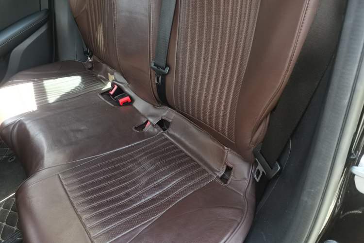 Used Mercedes-Benz GLC 2022 Facelift GLC 260 L 4MATIC Luxury Edition