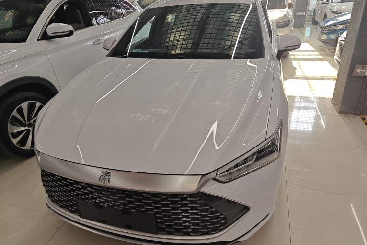 Used BYD Qin PLUS 2024 HONOR Edition DM-i 55KM Leading Model
