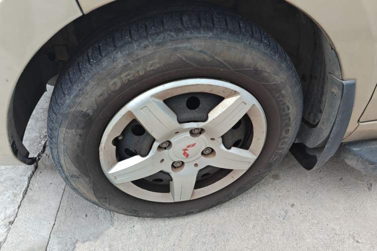 Used Wuling Hongguang 2014 1.2L Base Model China IV
