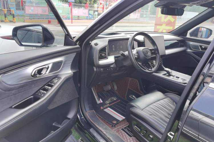 Used GAC Trumpchi GS8 2022 Double-Energy Series 2.0TM Four-Wheel Drive Premium Edition (7 Seats)
