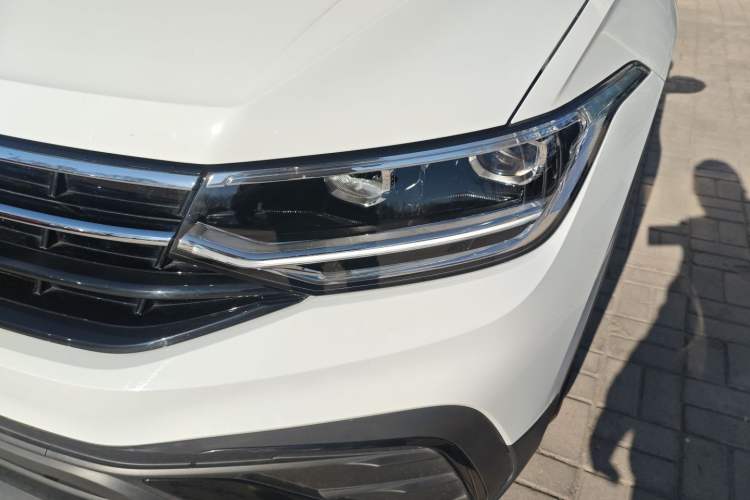 Used Volkswagen Tiguan L 2025 Model, Outstanding Version, 300TSI Automatic Two-Wheel Drive Longteng Edition