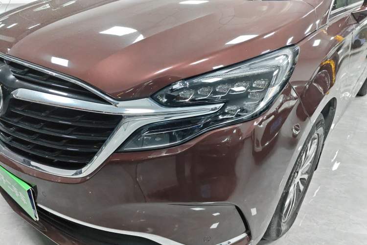 Used Buick GL8 2022 ES Landtrek 653T Luxury Edition