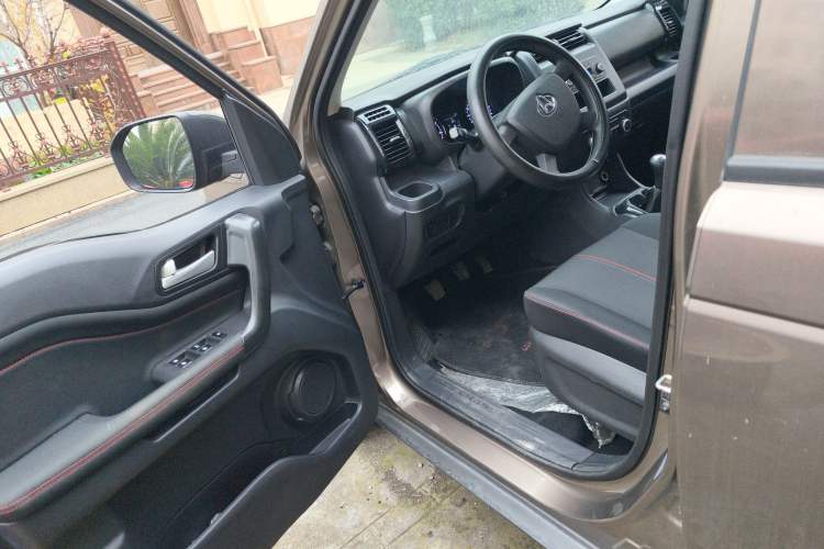 Used Oshan X70A 2019 1.5L Manual Basic Version China VI Standard
