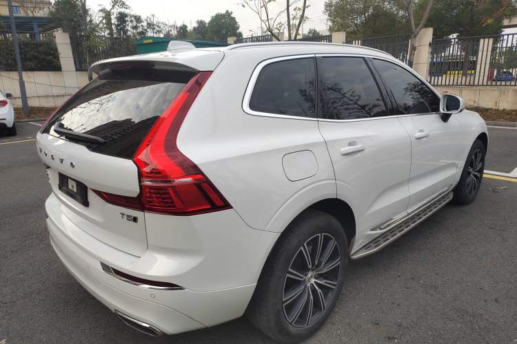 Used Volvo XC60 2021 T5 4x4 Smart Luxury Edition
