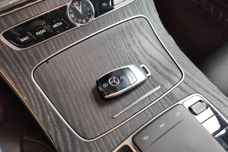 Used Mercedes-Benz E-Class 2019 Restyled E 300 L Sporty and Stylish Edition
