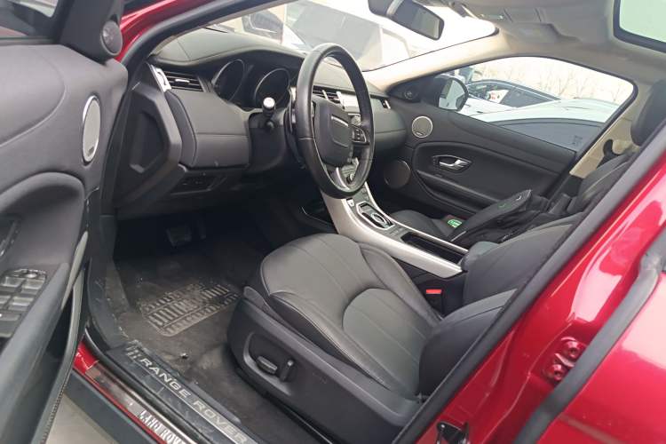 Used Land Rover Range Rover Evoque 2016 2.0T SE Smart Glow Edition