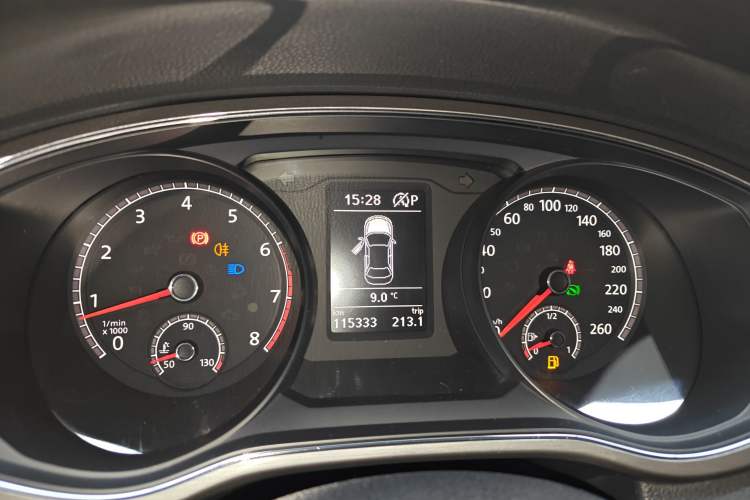 Used Volkswagen Passat 2017 330TSI DSG Luxury Edition
