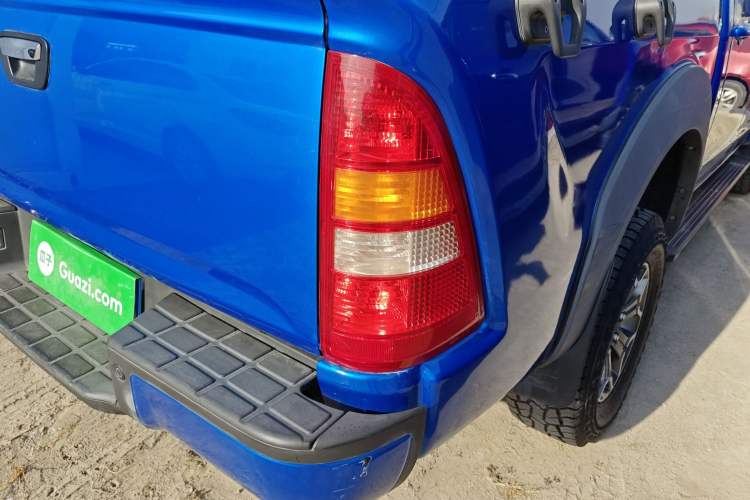 Used Foton Tunland 2018 2.4L E5 Two-Wheel Drive Comfort Version 4G69S4M