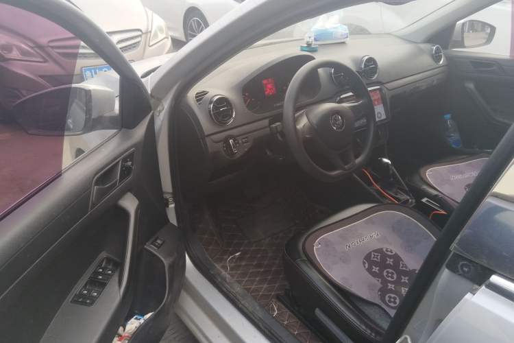 Used Volkswagen Jetta 2017 1.5L Automatic Fashion Model
