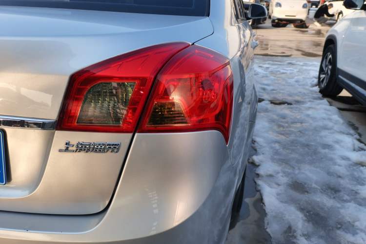 Used Buick Excelle 2013 1.5L Automatic Classic Model
