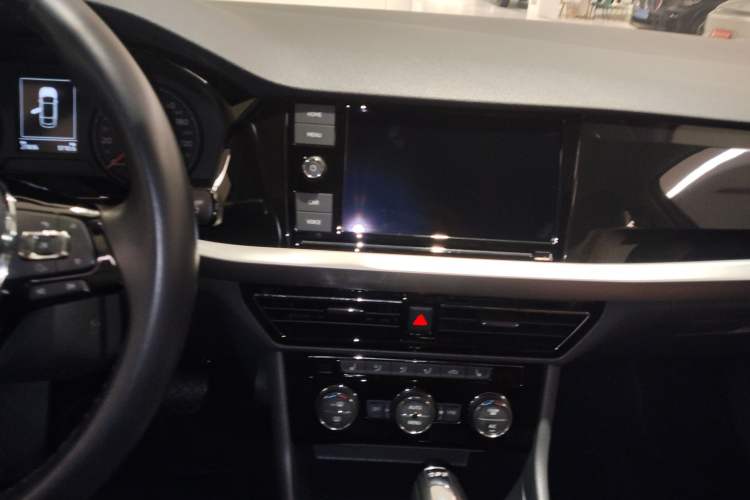 Used Volkswagen Lavida 2019 280TSI DSG Luxury Edition China VI Standard
