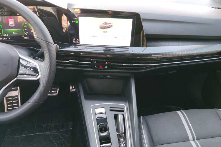 Used Volkswagen Golf 2023 280TSI DSG R-Line Lite
