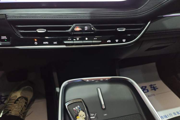 Used Buick LaCrosse 2025 28T Platinum Edition
