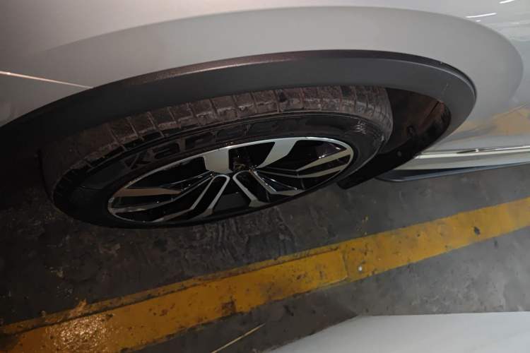 Used Volkswagen Tiguan L 2021 330TSI Automatic Two-Wheel Drive R-Line Flagship Edition