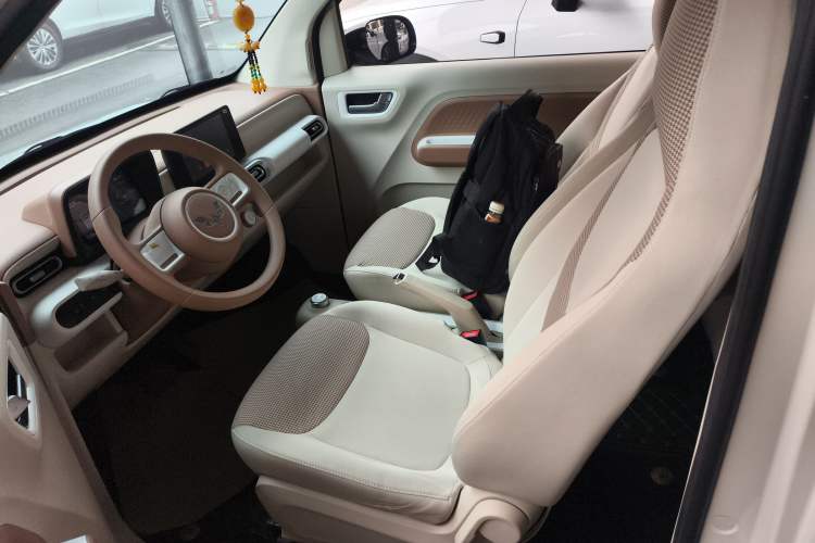 Used Wuling Hongguang MINIEV 2024 3rd Generation 215km Advanced Version