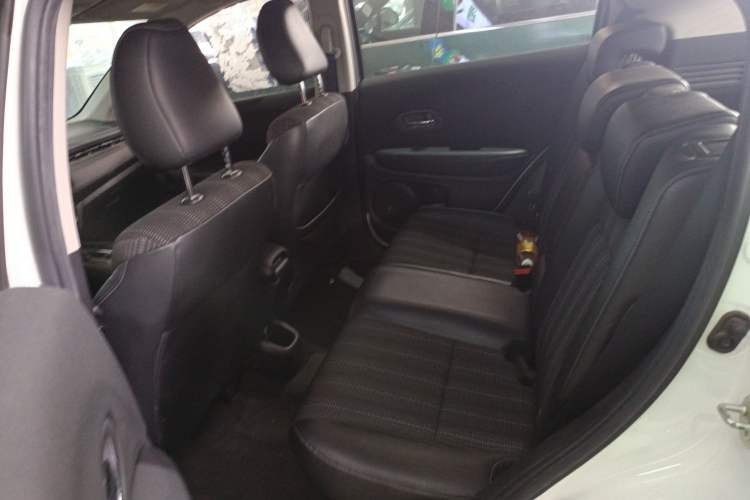 Used Honda Vezel 2015 1.8L CVT 2WD Elite Model