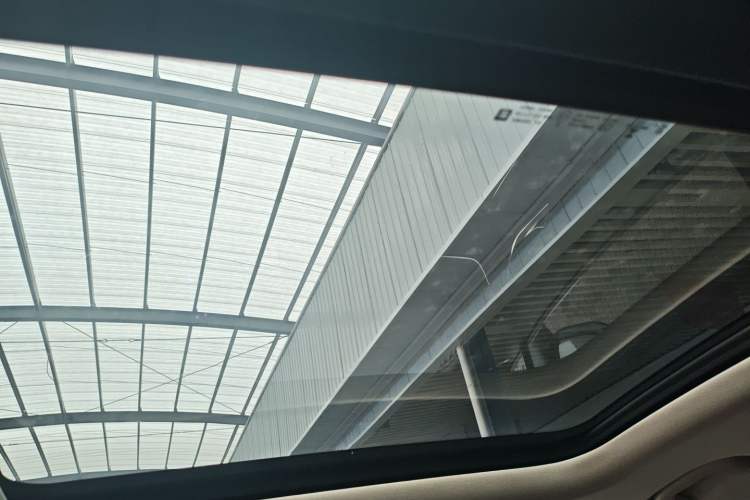 Used Buick Envision 2022 Encore S 552T Two-Wheel-Drive Luxury Model
