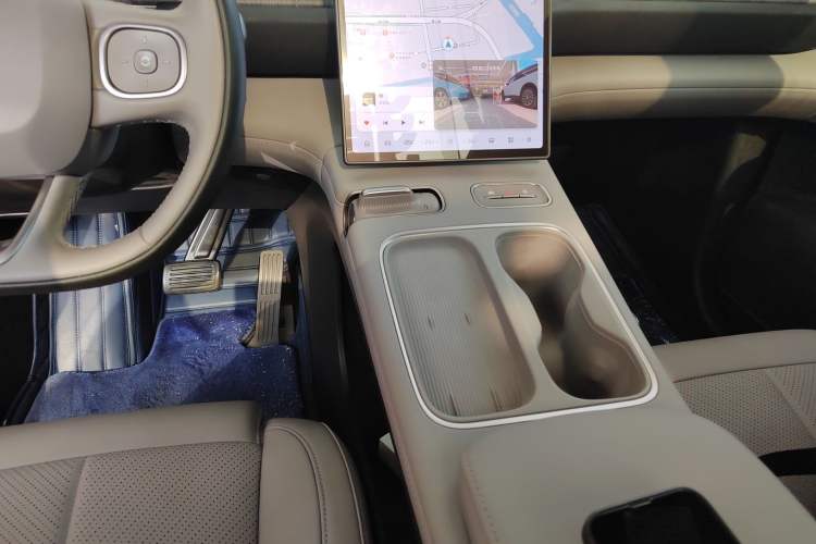 Used Nio EC6 2023 75 kWh