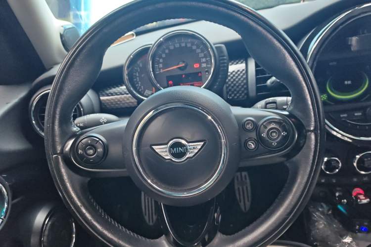 Used MINI MINI 2015 2.0T COOPER S Five-Door Edition